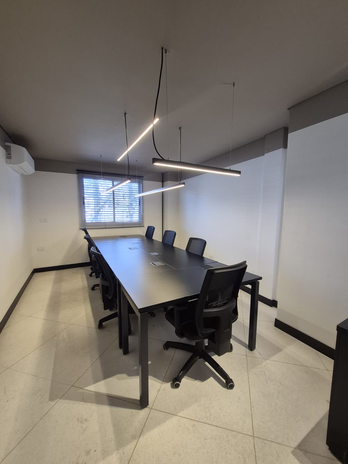 Sala privativa para equipe no Brains Parque Barigui, no Bigorrilho, em Curitiba